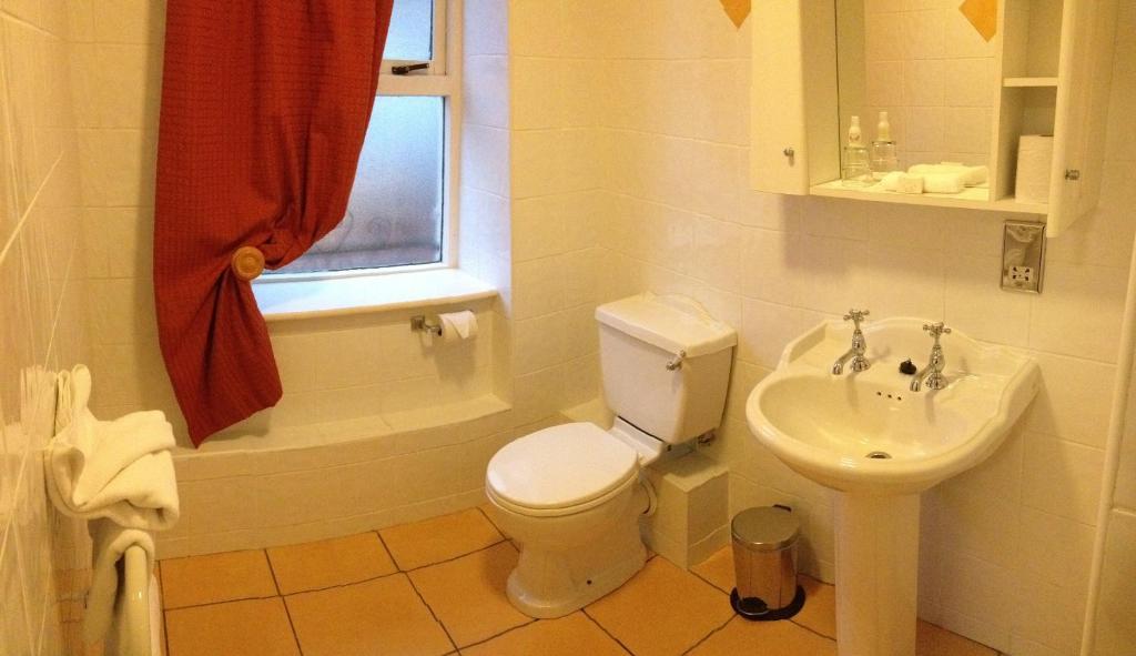 Virginia'S Guesthouse Kenmare Szoba fotó